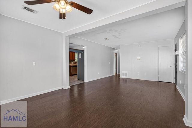 241 Deerwood Drive, Hinesville, GA 31313