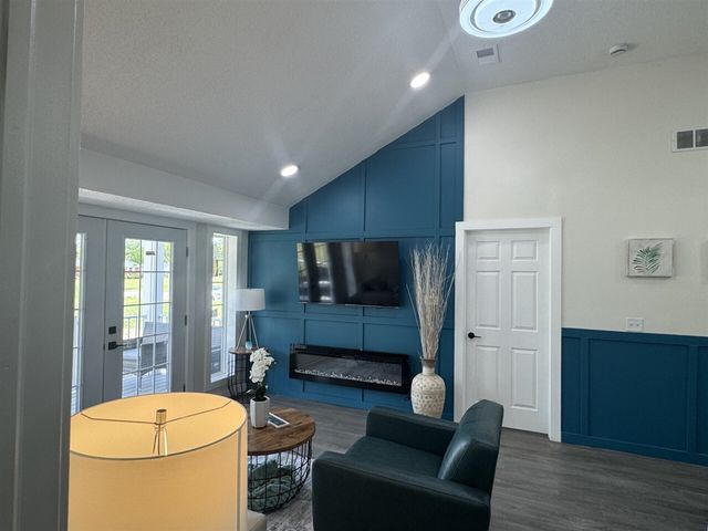 253 Greenwood Avenue, Battle Creek, MI 49037