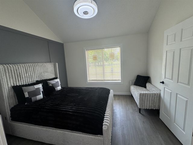 253 Greenwood Avenue, Battle Creek, MI 49037