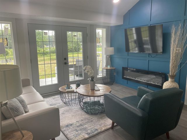 253 Greenwood Avenue, Battle Creek, MI 49037