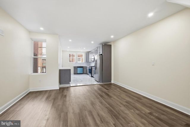 6528 N 16TH ST N, Philadelphia, PA 19126