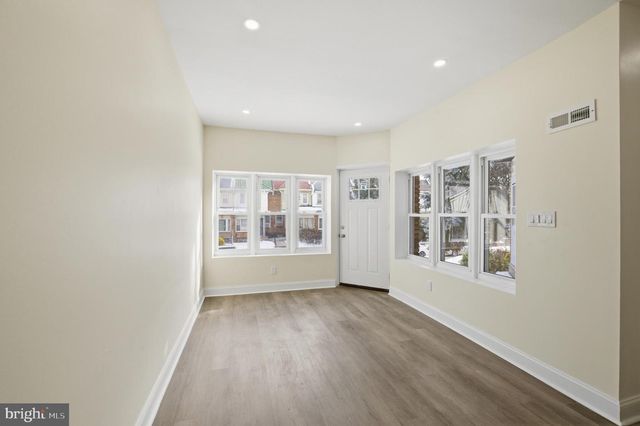 6528 N 16TH ST N, Philadelphia, PA 19126