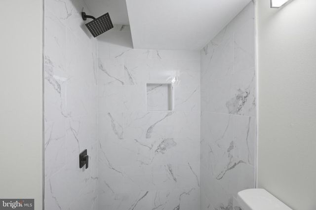 6528 N 16TH ST N, Philadelphia, PA 19126