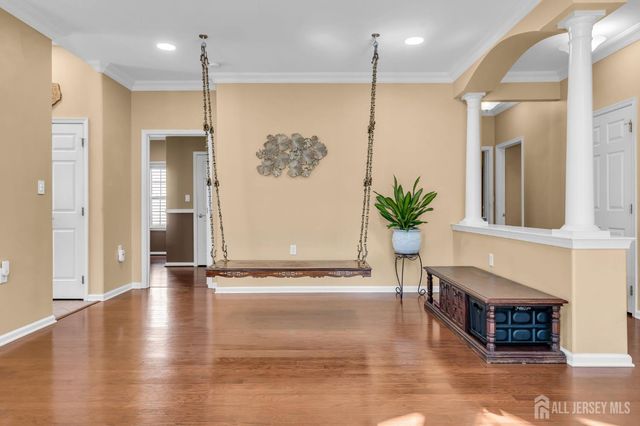10 Nappa Court, Monroe, NJ 08831