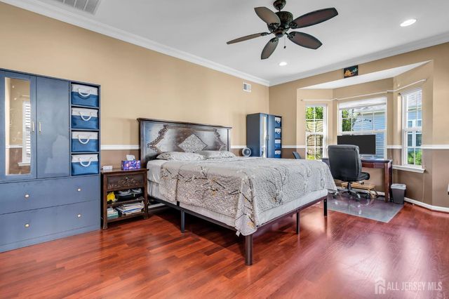 10 Nappa Court, Monroe, NJ 08831