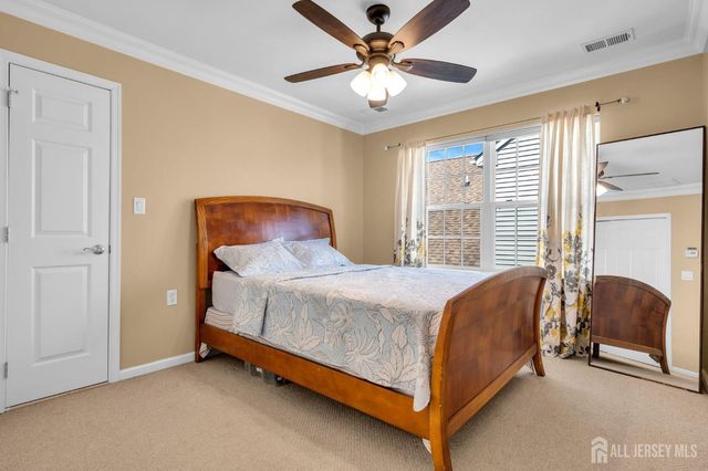 10 Nappa Court, Monroe, NJ 08831
