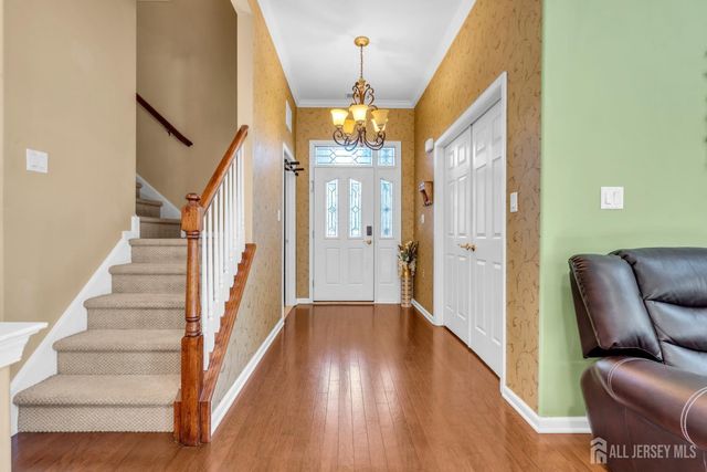 10 Nappa Court, Monroe, NJ 08831