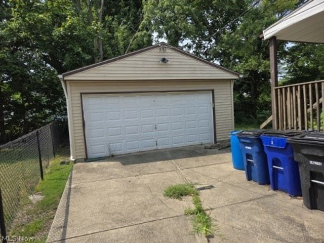 13710 Coath Avenue, Cleveland, OH 44120