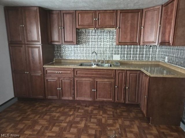 13710 Coath Avenue, Cleveland, OH 44120