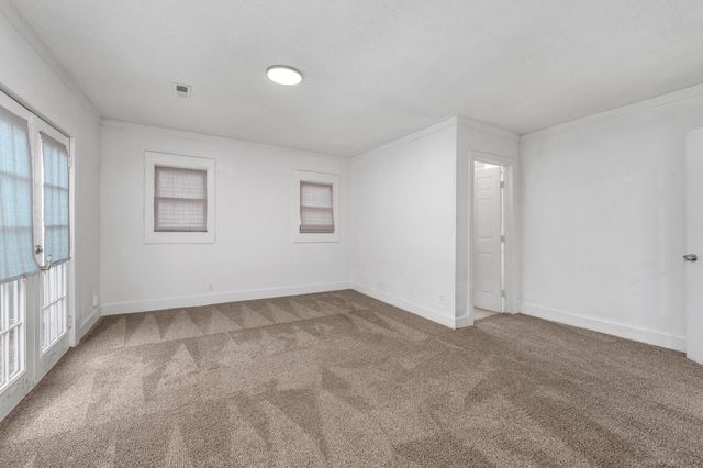 1939 S Ida St, Wichita, KS 67211