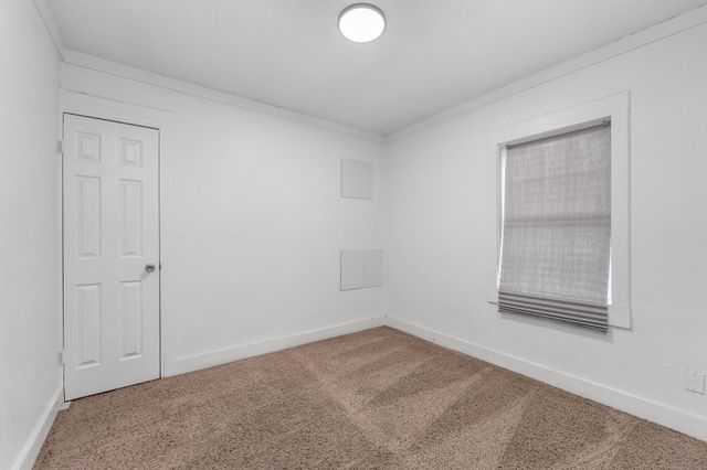 1939 S Ida St, Wichita, KS 67211