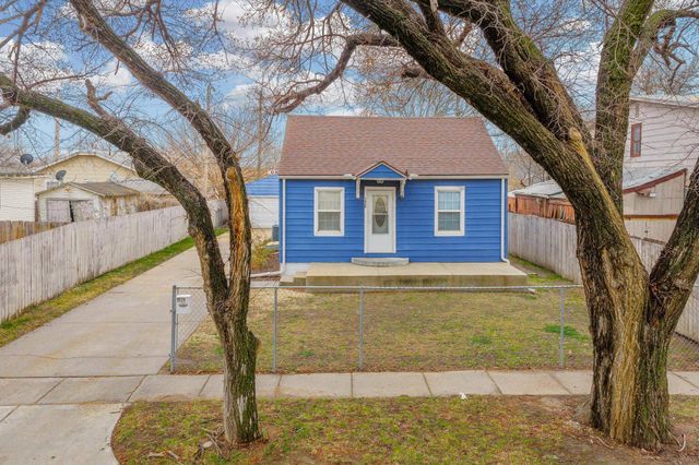 1939 S Ida St, Wichita, KS 67211