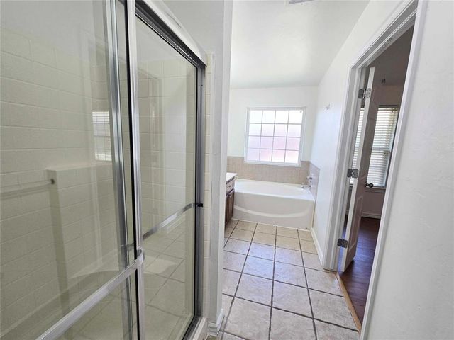 16001 Korie Drive, Edmond, OK 73013