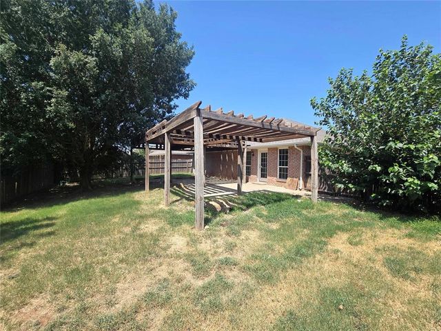 16001 Korie Drive, Edmond, OK 73013