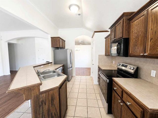 16001 Korie Drive, Edmond, OK 73013