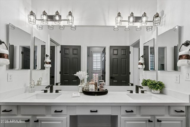 7511 E NESTLING Way, Scottsdale, AZ 85255