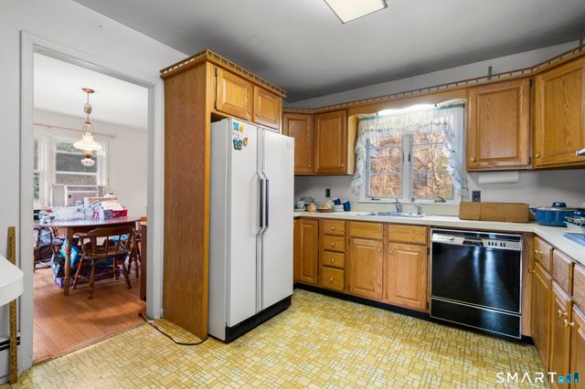 276 Grumman Avenue, Norwalk, CT 06851