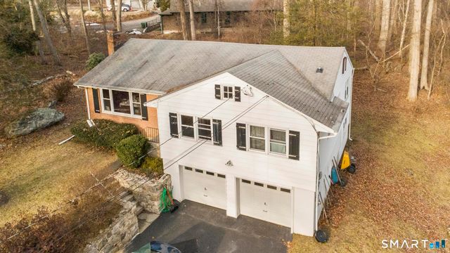 276 Grumman Avenue, Norwalk, CT 06851