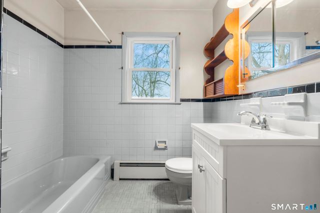 276 Grumman Avenue, Norwalk, CT 06851