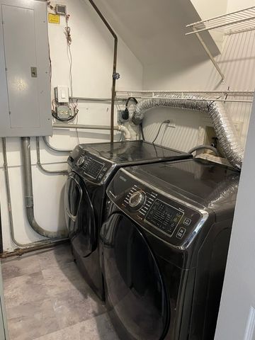 1009 61st Street, La Grange Highlands, IL 60525