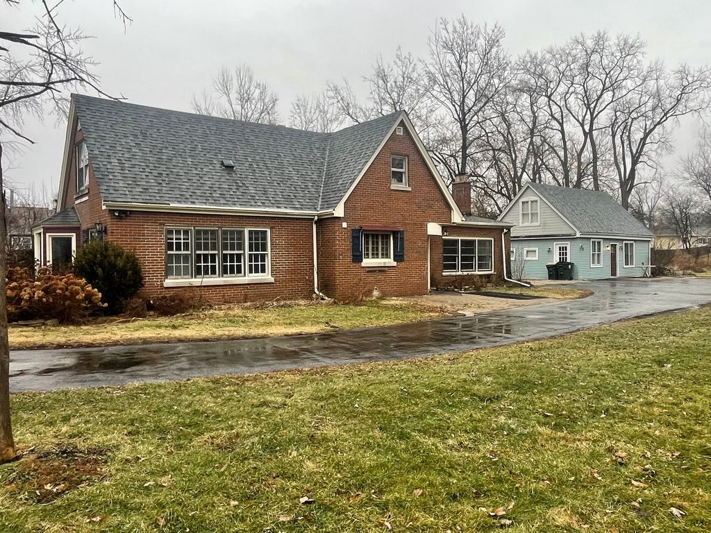 1009 61st Street, La Grange Highlands, IL 60525