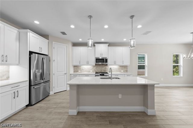 2941 Willow Ridge CT, Fort Myers, FL 33905