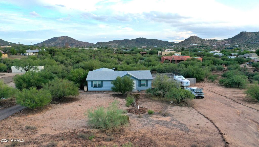 1307 E GAFFNEY Road, New River, AZ 85087 — photo 2
