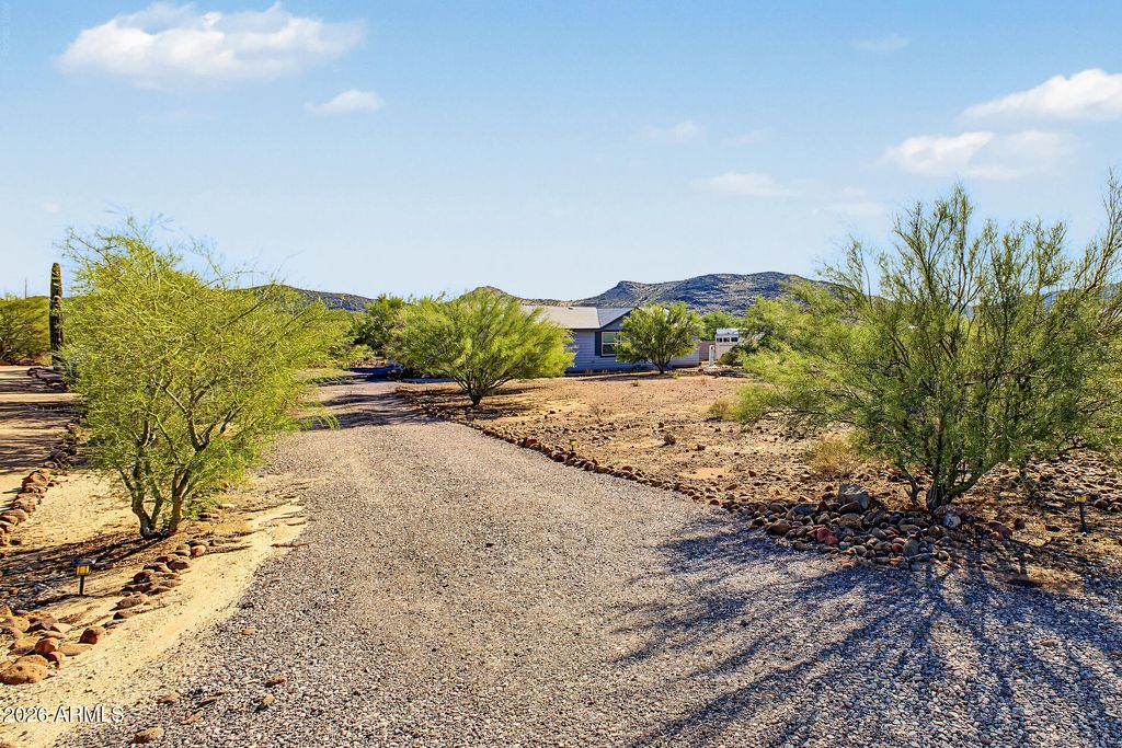 1307 E GAFFNEY Road, New River, AZ 85087 — photo 3