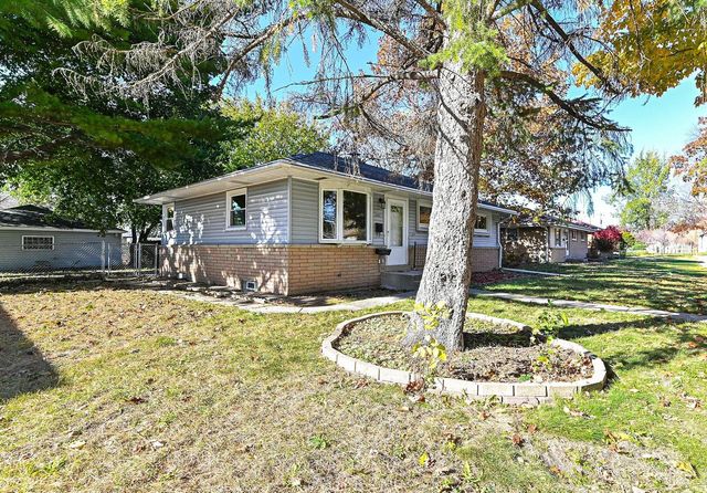 3965 S 75th STREET, Milwaukee, WI 53220