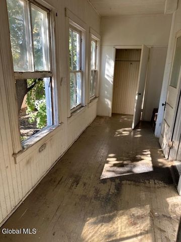 866 Madison Avenue, Albany, NY 12208