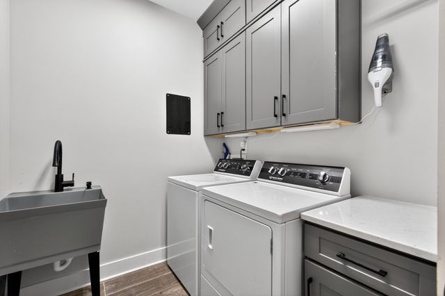 7379 Overby Rd, Fairview, TN 37062