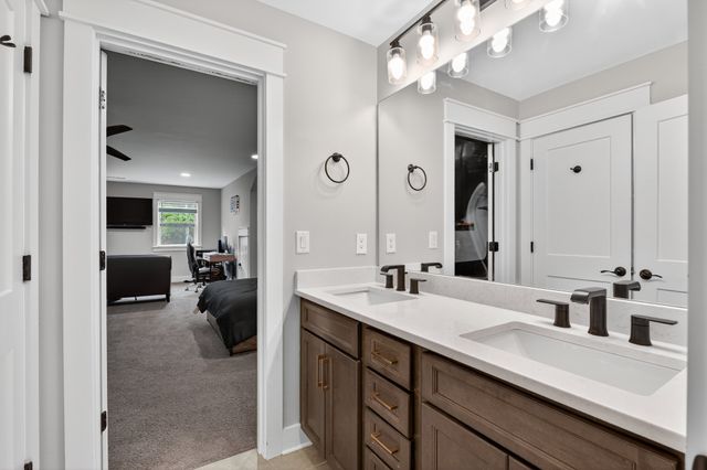 7379 Overby Rd, Fairview, TN 37062