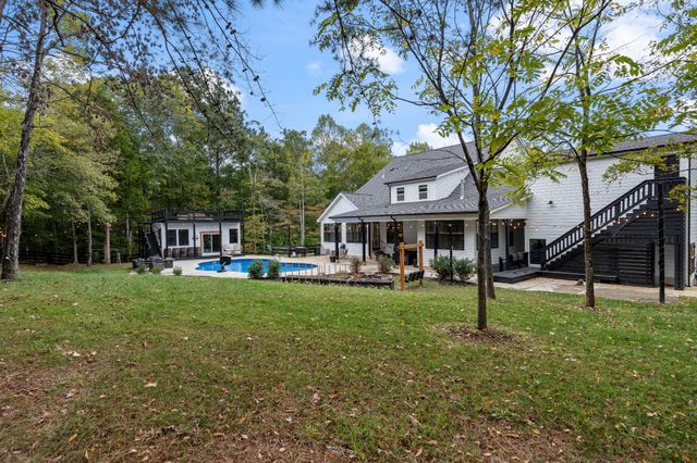 7379 Overby Rd, Fairview, TN 37062