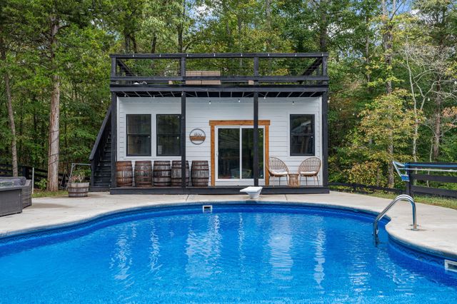 7379 Overby Rd, Fairview, TN 37062