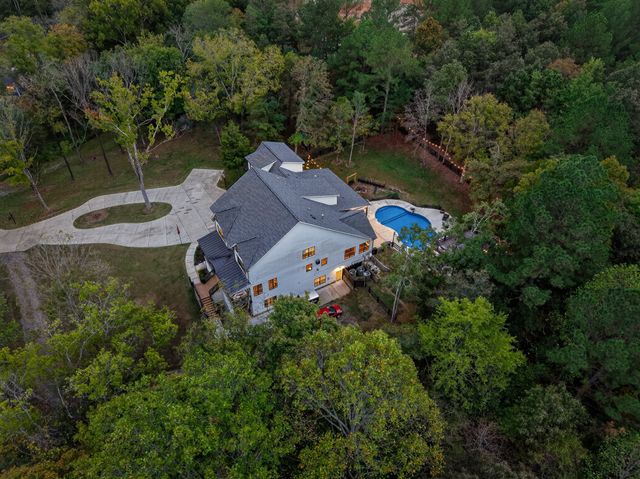 7379 Overby Rd, Fairview, TN 37062