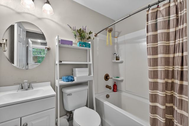 7379 Overby Rd, Fairview, TN 37062