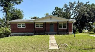 404 BRENTWOOD AVENUE, Deland, FL 32724