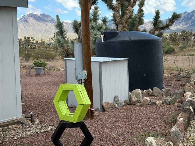 18305 N Lost Mine Drive, Dolan Springs, AZ 86441