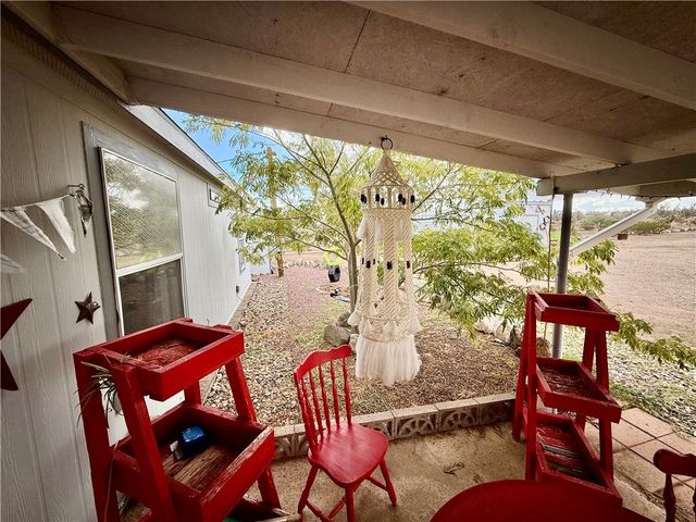 18305 N Lost Mine Drive, Dolan Springs, AZ 86441