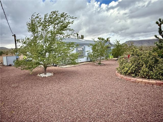 18305 N Lost Mine Drive, Dolan Springs, AZ 86441