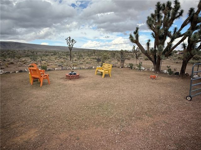 18305 N Lost Mine Drive, Dolan Springs, AZ 86441