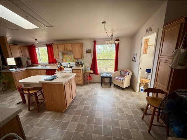 18305 N Lost Mine Drive, Dolan Springs, AZ 86441