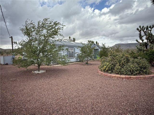 18305 N Lost Mine Drive, Dolan Springs, AZ 86441