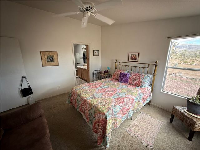 18305 N Lost Mine Drive, Dolan Springs, AZ 86441