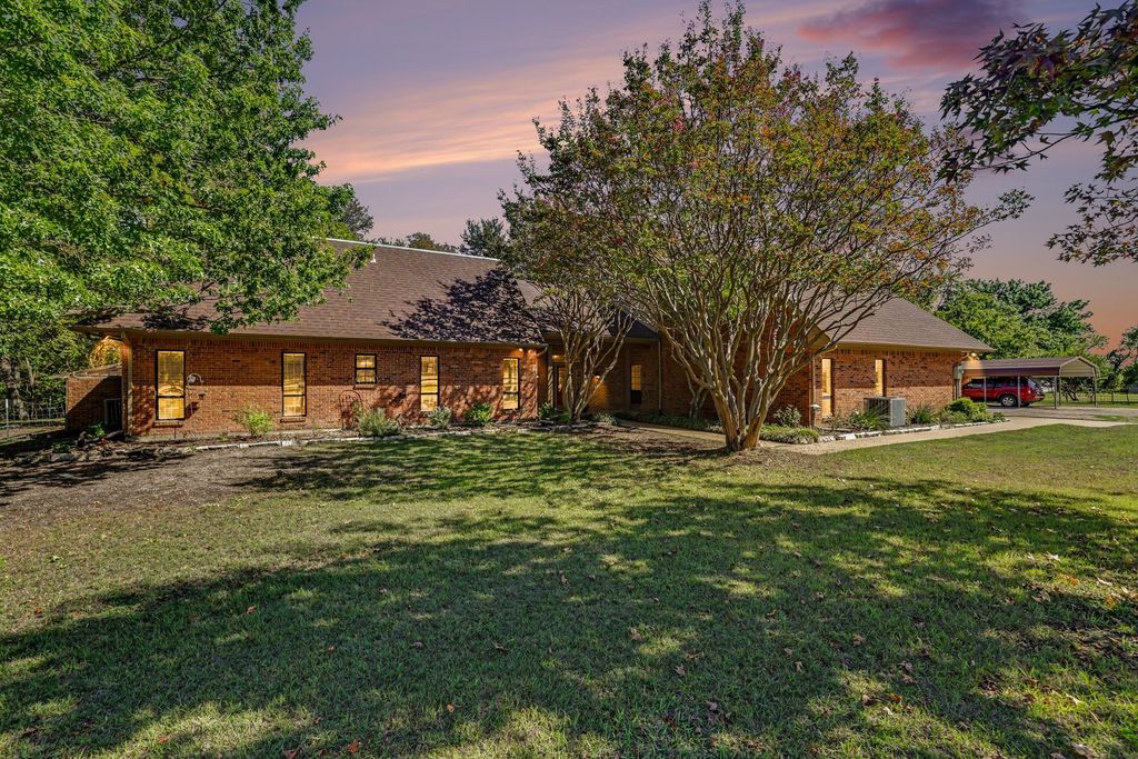 26 Brookhaven Drive, Lucas, TX 75002