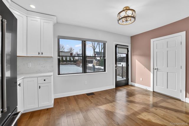 61 Storey Lane, Yonkers, NY 10710