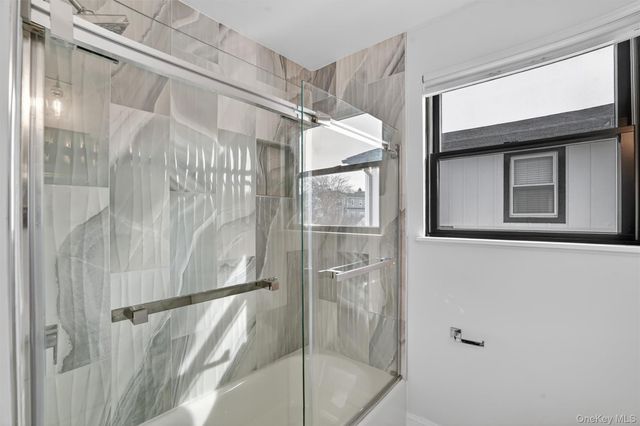 61 Storey Lane, Yonkers, NY 10710