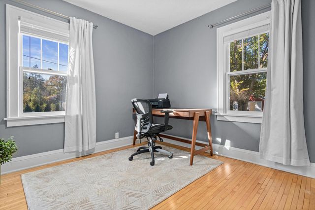 711 Sherwood Avenue, Saint Paul, MN 55106