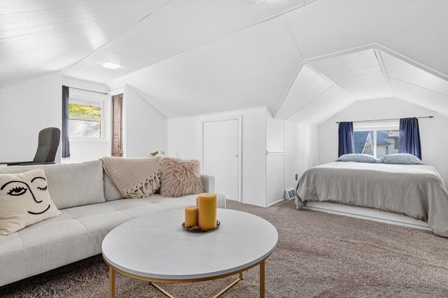 711 Sherwood Avenue, Saint Paul, MN 55106