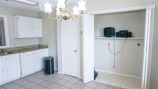 1702 20th Street, Rogers, AR 72758